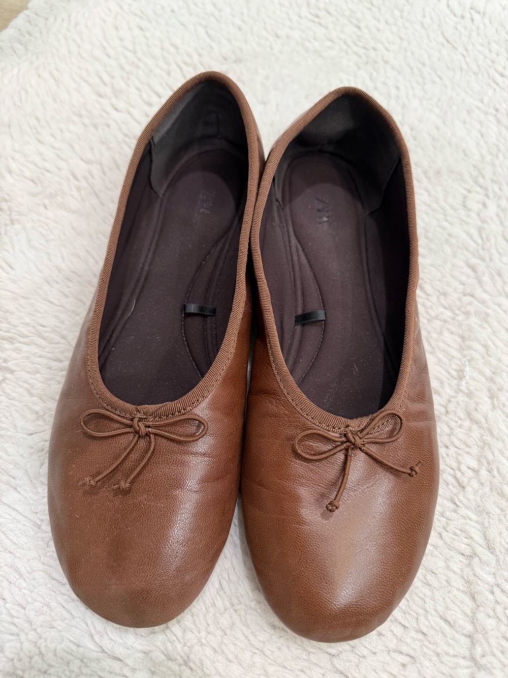 Classic Brown Women's Ballet Flats - Brand Unspecified